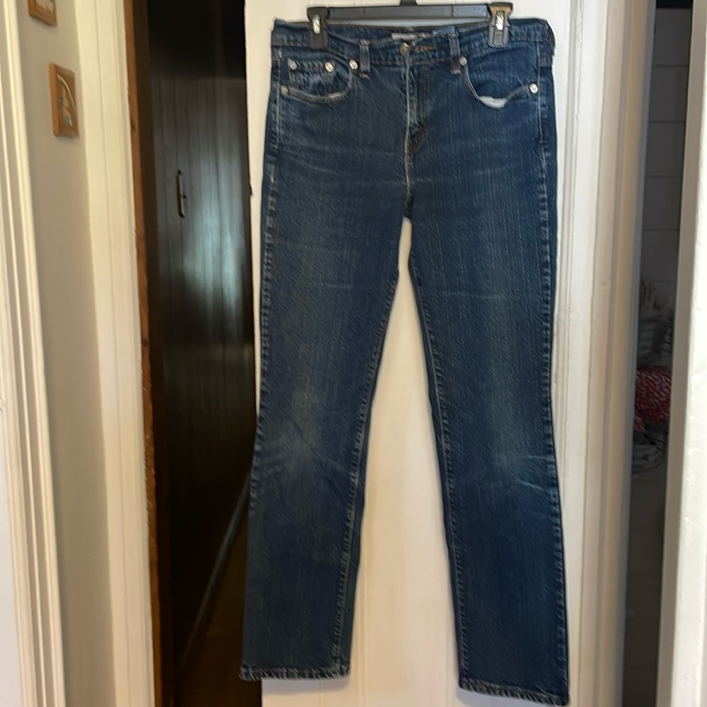 Women’s Levi’s straight leg 505 Jeans size 8M